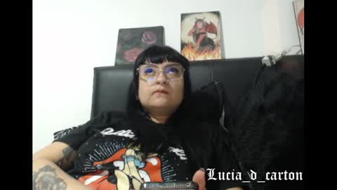 Snapshot of lucia_d_carton chatting on January 4, 4:23 am Lulu DCarton online show from January 4, 4:23 am