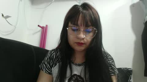 Snapshot of lucia_d_carton chatting on September 17, 3:26 am Lulu DCarton online show from September 17, 3:26 am