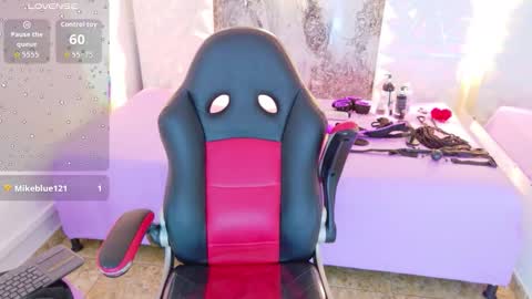 Snapshot of luciana_ramirez__ chatting on October 13, 12:35 am luciana online show from October 13, 12:35 am