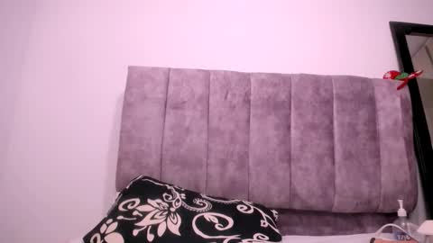 lucianahardmand online show from October 15, 11:40 pm