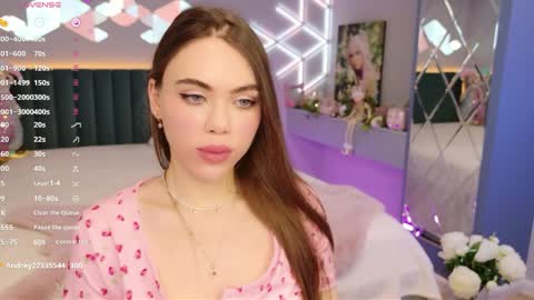 MimiFors online show from March 23, 6:14 pm