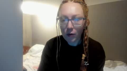 lucky_licky20 online show from March 4, 3:57 am