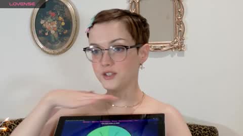 Jade online show from October 23, 4:51 am