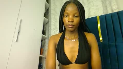 brielle online show from October 17, 7:28 pm