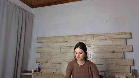 Lucy online show from December 14, 10:04 pm