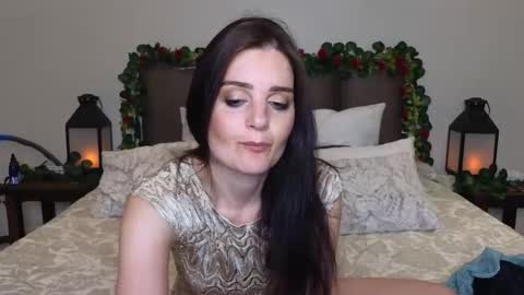 Lucy online show from November 29, 10:14 pm