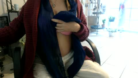 lucy_0000 online show from July 3, 1:28 pm