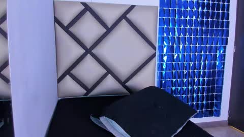   online show from March 15, 6:26 am