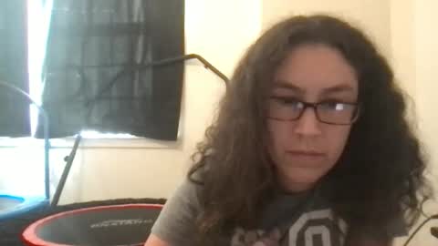 Lucy online show from June 3, 1:50 am