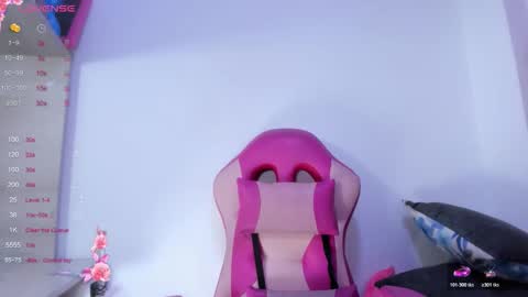 lucy_beatifull online show from February 11, 10:55 pm