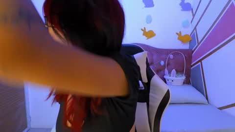 Lucy online show from March 31, 3:06 am