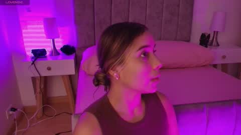 lucy online show from March 26, 12:07 pm