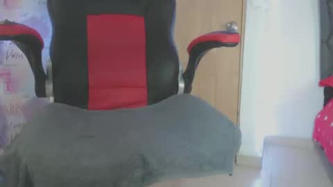 lucy online show from February 3, 10:54 pm