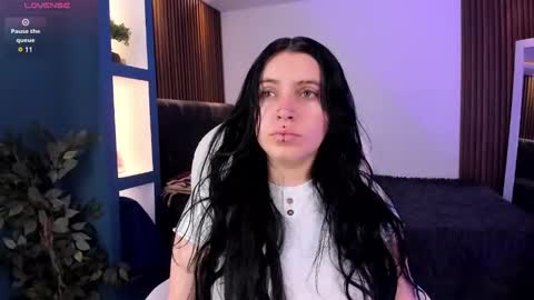 Snapshot of lucy_smith7 chatting on February 18, 3:31 am Sofia  online show from February 18, 3:31 am