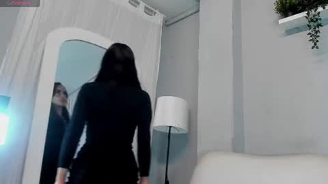 lucycarterr online show from June 27, 6:14 am