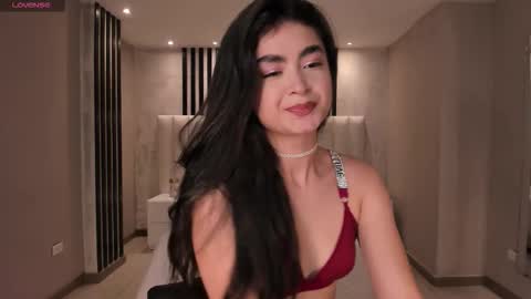 Snapshot of lucyweiss_ chatting on September 13, 7:55 pm Lucy online show from September 13, 7:55 pm