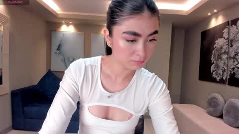 Snapshot of lucyweiss_ chatting on October 13, 9:28 pm Lucy online show from October 13, 9:28 pm