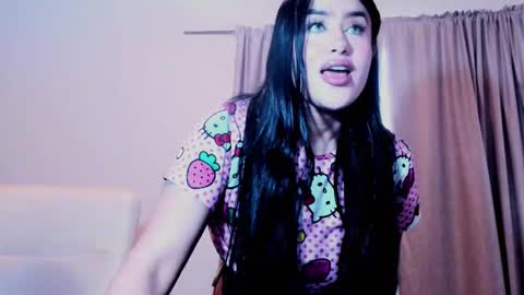 Luisa Diaz online show from March 4, 11:28 am