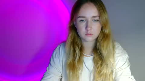 Lulu Baby18 online show from September 15, 5:31 pm