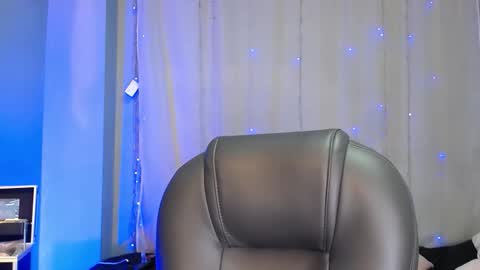 lulu online show from November 14, 8:09 pm