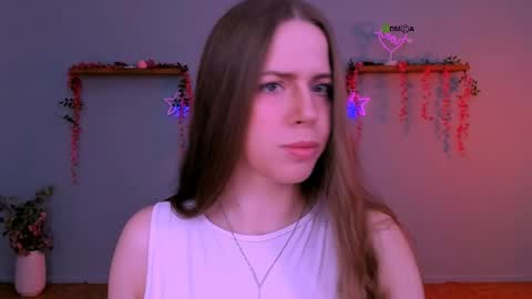 Sweet Lumi online show from April 17, 7:54 am