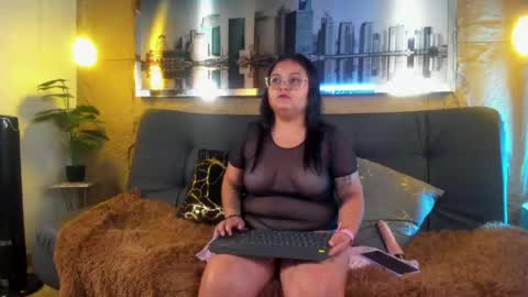 Luna online show from May 25, 4:44 am