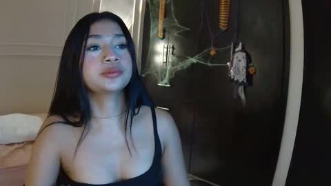 luna and banji online show from October 27, 11:54 pm