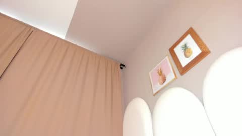 ..Luna.. online show from March 28, 3:00 pm