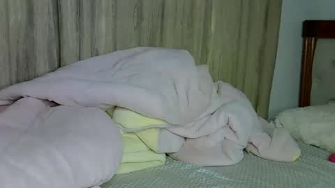 maskedmalkia online show from April 24, 11:13 am