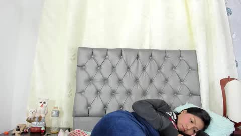 Snapshot of luna_evaa chatting on March 8, 3:11 pm Luna Eva online show from March 8, 3:11 pm