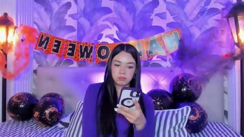 Luna Morgan online show from October 31, 5:31 am