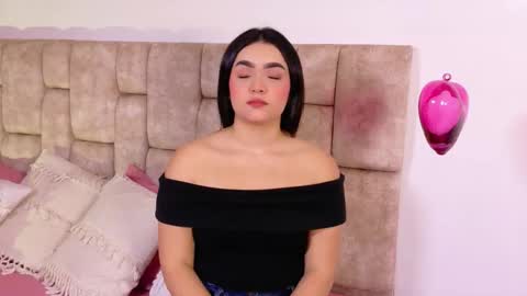   online show from January 10, 2:44 pm