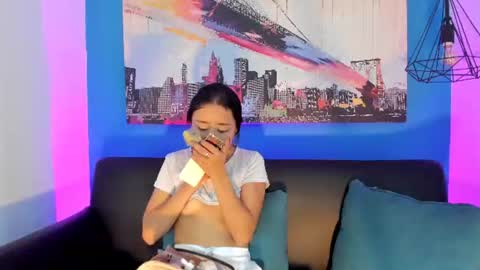 Luna Rosse  online show from July 10, 1:00 pm