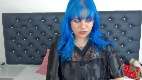 Luna online show from December 2, 5:15 pm