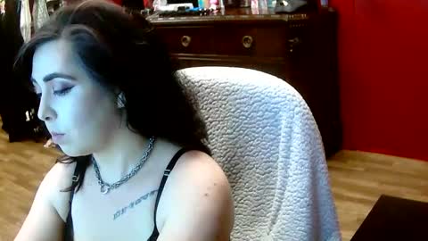 Eva online show from June 8, 8:19 pm
