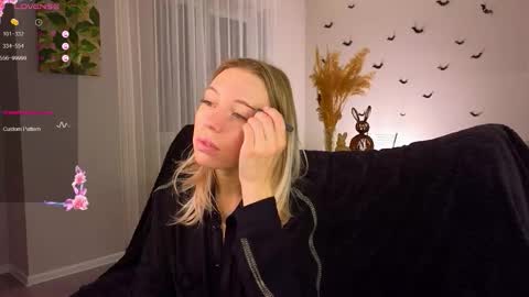 Kelly online show from November 6, 4:35 pm