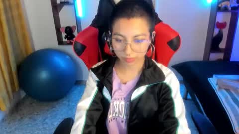 lunarichy online show from October 22, 9:53 pm