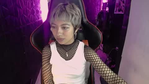 lunarichy online show from February 25, 9:35 pm