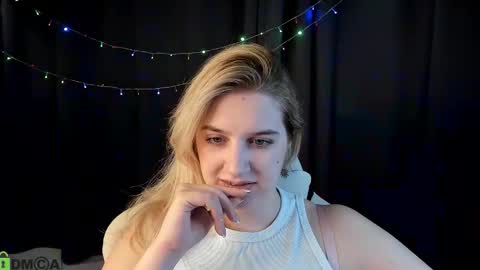 LunasShine online show from January 16, 4:41 am