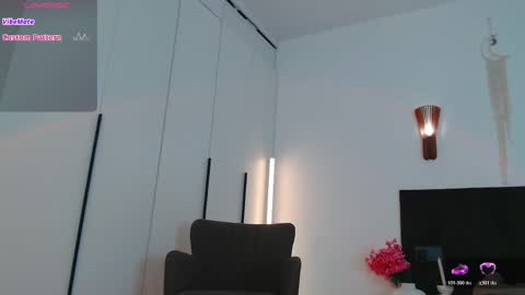 LunaticaBae online show from March 6, 3:23 am