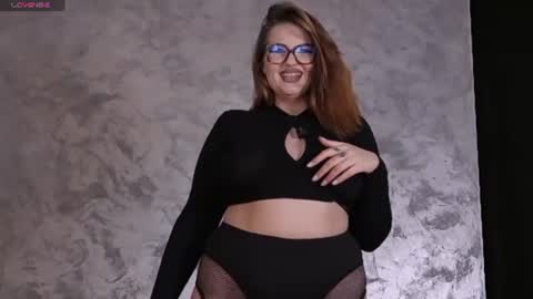 lunna_azure online show from June 28, 7:31 pm