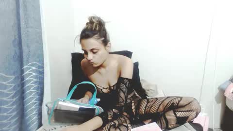 luscious_lexy online show from May 11, 5:42 am