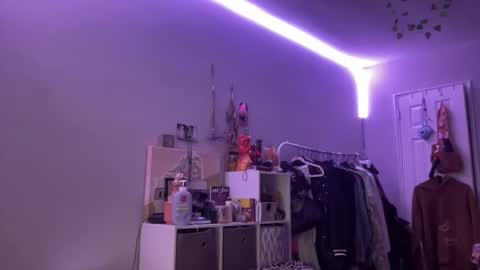 luvkoko online show from March 27, 4:14 am