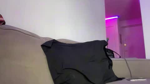 luvkoko online show from September 12, 12:45 pm