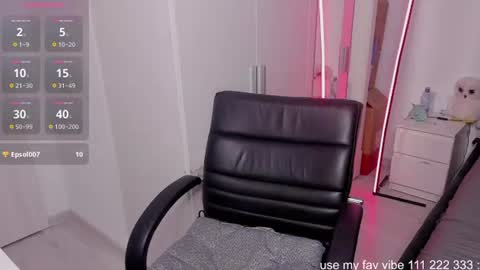 LuvlyAria online show from June 26, 8:43 pm