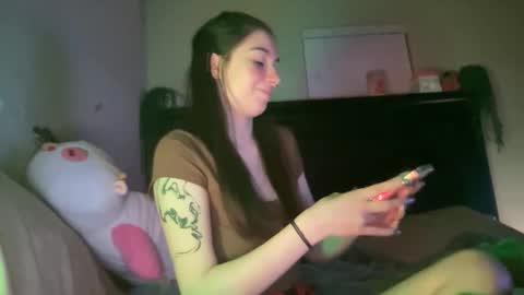 luvrxstarx online show from April 6, 6:36 am