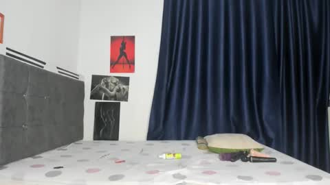 luxedollxoxoo online show from March 17, 8:02 pm