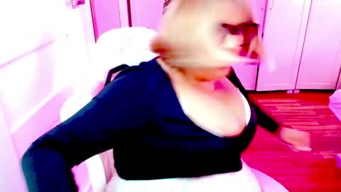 Diana online show from April 7, 12:18 pm