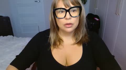 Diana online show from December 1, 7:01 am