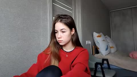 Mia online show from January 6, 4:27 am